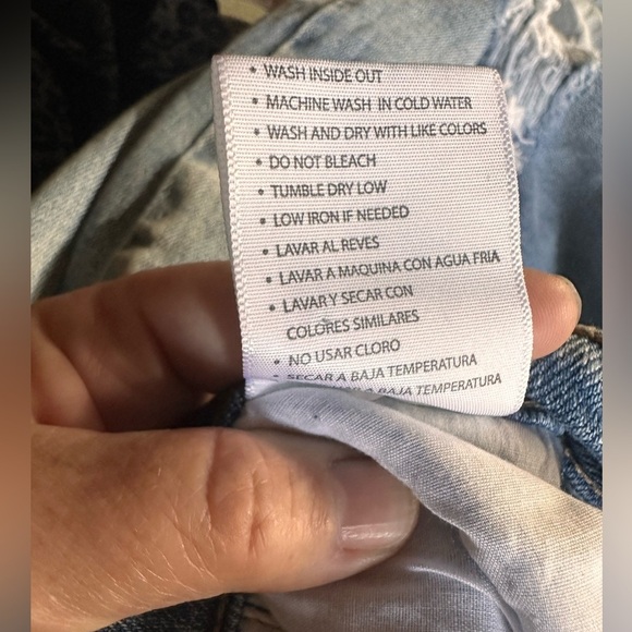 Kancan size 15/31 NWT high rise slim straight distressed light wash denim jean. - Picture 8 of 14